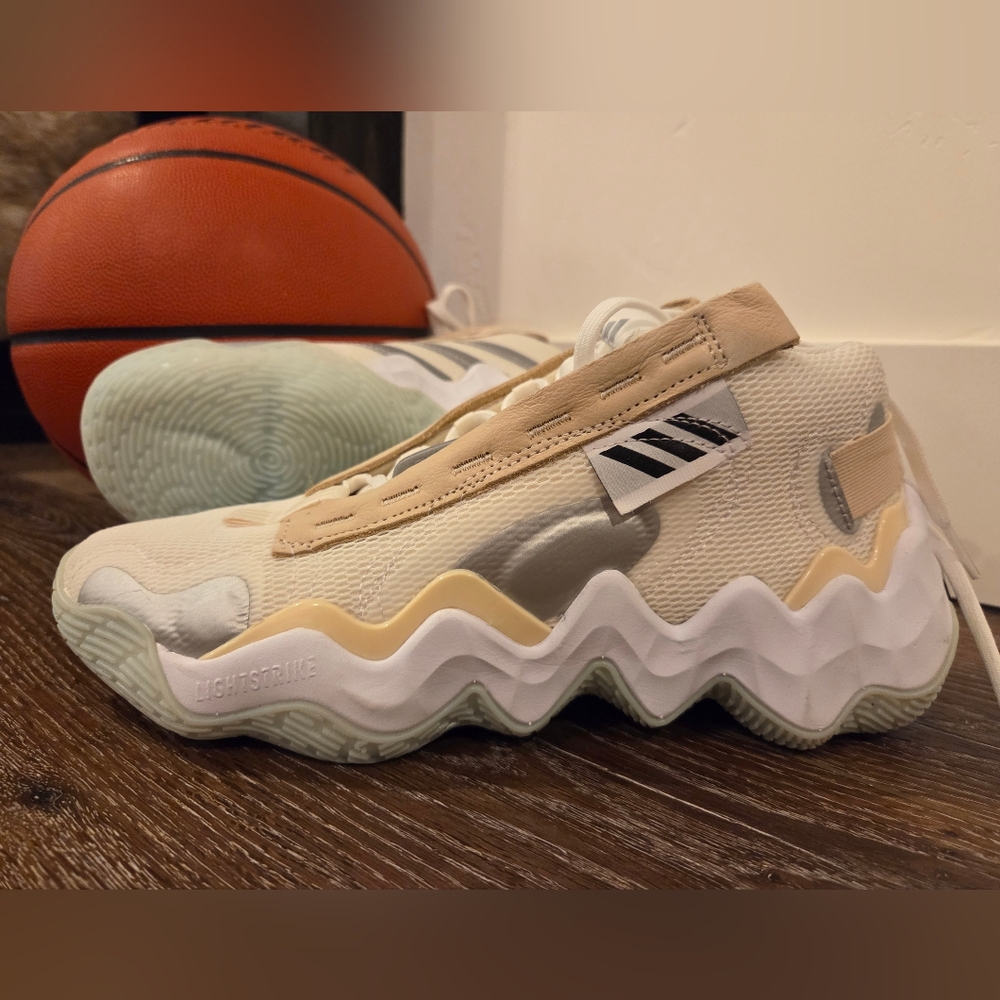 🆕️ ADIDAS Exhibit B Candace PE Women's Bball Shoes